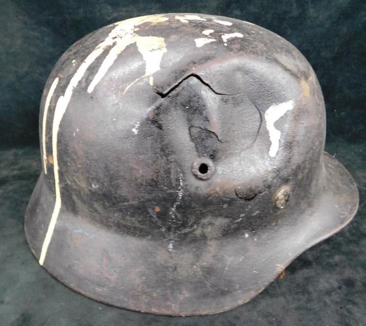 Vintage M35 WW2 Combat Helmet with Battle Damage: See Photos For Details and Condition 