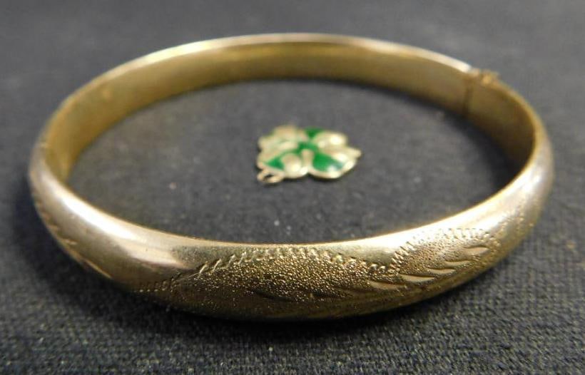 10K Yellow Gold - Bracelet and Charm - 11.1 Grams: See Photos For Details and Condition