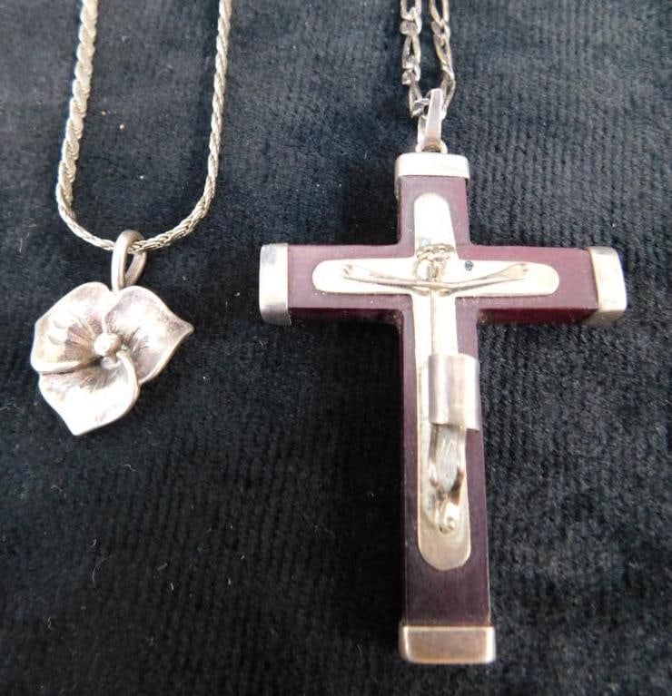 Sterling Silver - 2-24" Necklaces 2 Necklaces - 24.17 Grams TW: See Photos For Details and Condition 