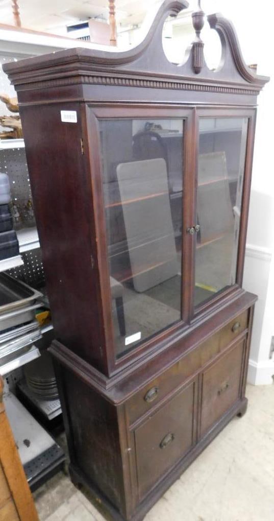 1 Piece Mahogany China Cabinet - 4 Doors - 1 Drawer - 76"x 36" x 17": See Photos For Details and Condition 