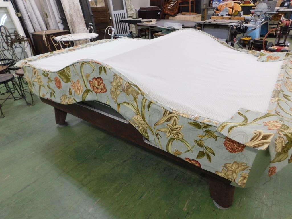 Queen Size 4 Post Canopy Bed - 14