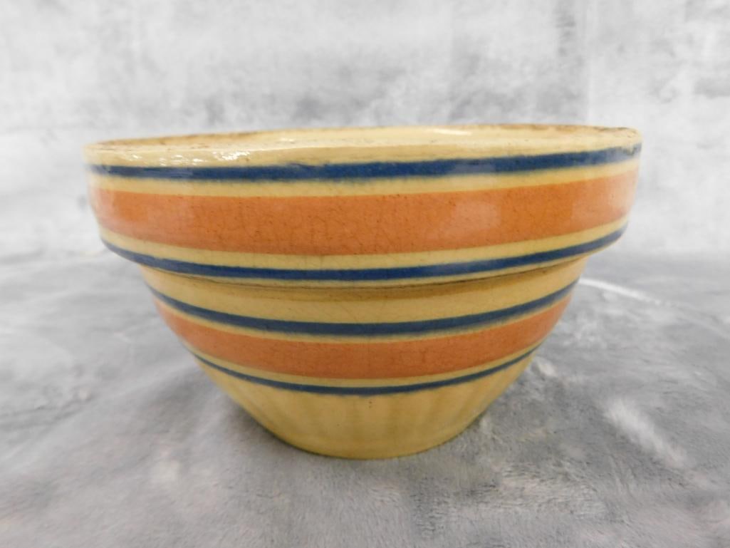 Vintage Set of 4 Pottery Mixing Bowls - 10.5" - 8.5" - 7.25" - 6" - 10