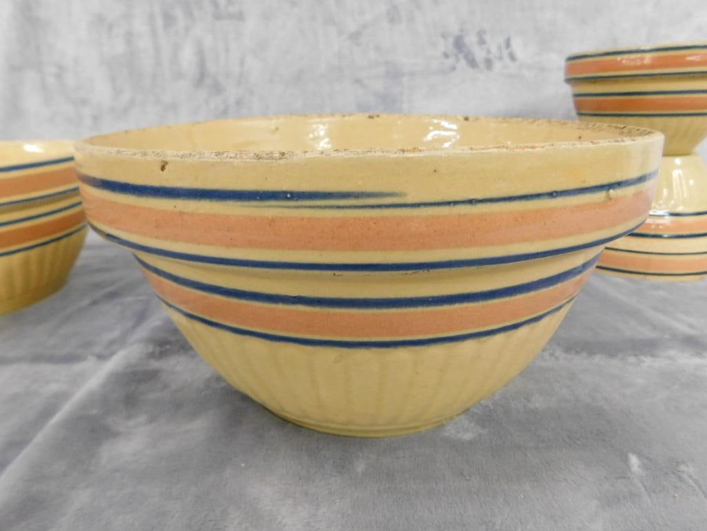 Vintage Set of 4 Pottery Mixing Bowls - 10.5" - 8.5" - 7.25" - 6" - 4