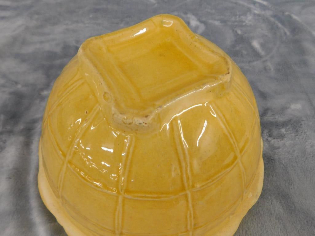 Vintage 8.25" Yellow Ware Mixing Bowl - 2 Chips - 6