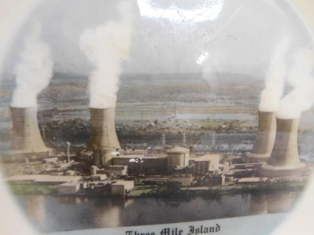 1979 10.25" Three Mile Island Nuclear Plant Collector Plate - Pre-Accident - 4