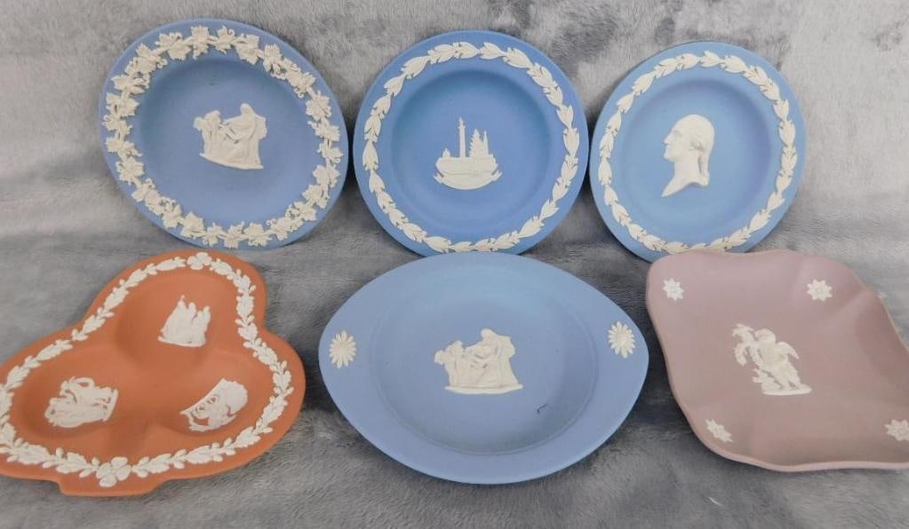 Group of 6 Wedgwood Jasperware 4.5" Ashtray / Small Plates (1 of 9)