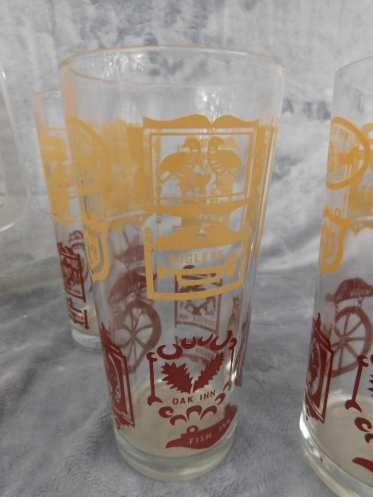 Vintage Pitcher and 5 Glasses - English Inn Theme - 4