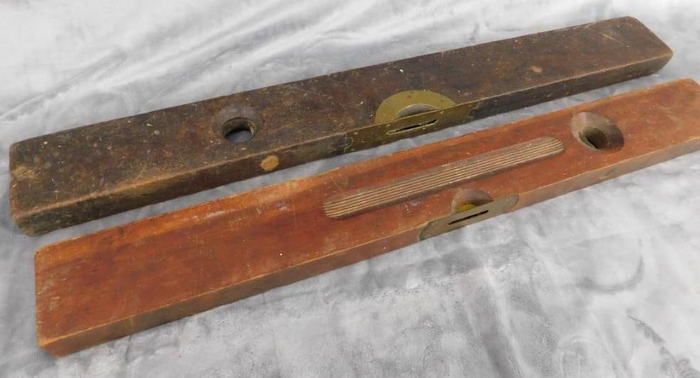Walnut and Brass 29" Level - Keen Kutter 28" Level: See Photos For Condition and Details
