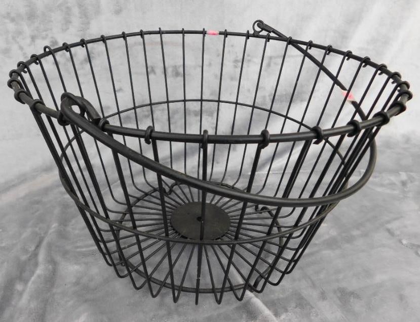 Vintage Egg Basket - Metal - 9.5" x 15" (1 of 6)