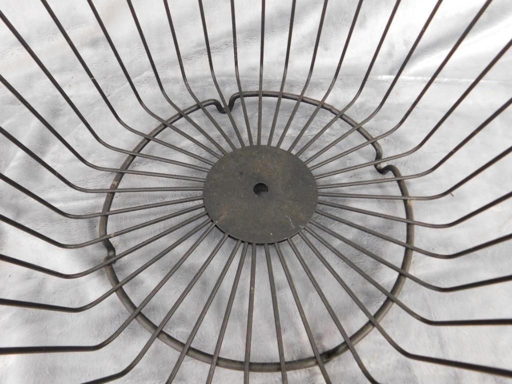 Vintage Egg Basket - Metal - 9.5" x 15" - 3