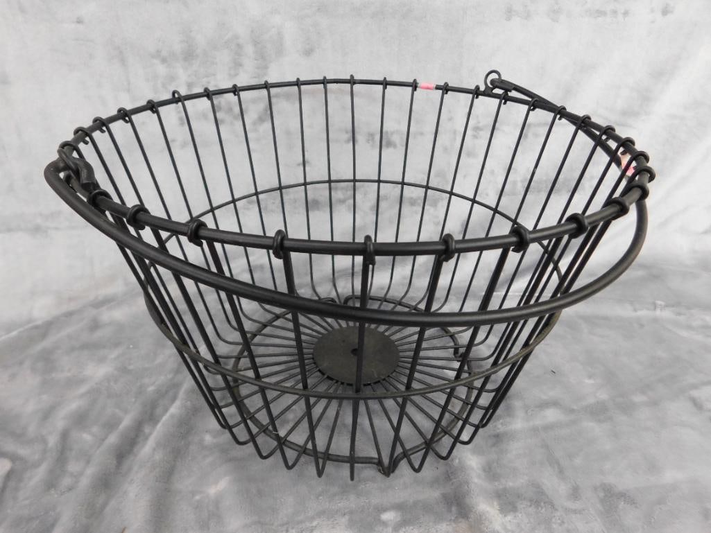 Vintage Egg Basket - Metal - 9.5" x 15" - 5