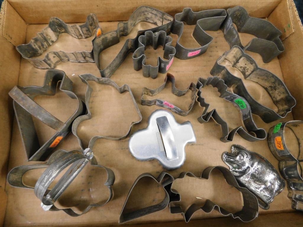 Box Lot of Vintage Cookie Cutters - 6