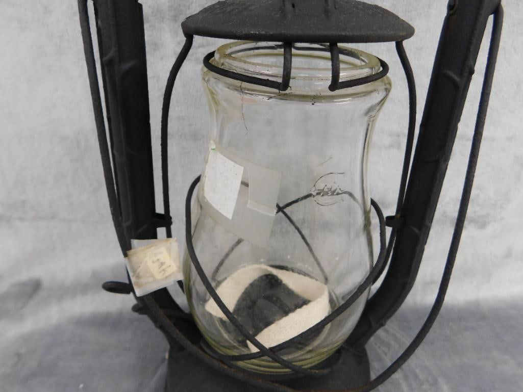 Dietz Monarch Railroad Lantern - 13.5" x 6.5" - 3