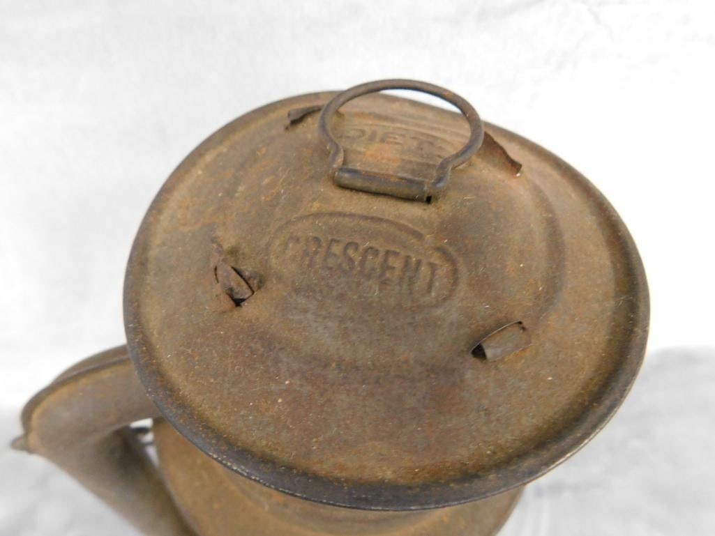 Dietz No. 2 Crescent Railroad Lantern - 15" x 8" x 6.5" - 8