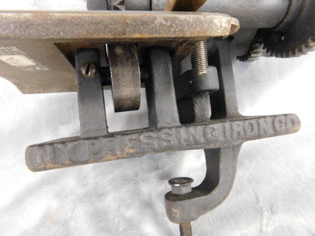 New York Pressing Iron Co. - Tool - Cast Iron - 9.5" x 11" x 4.5" - 5