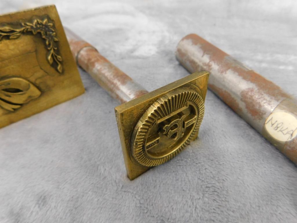 Vintage Leather Stamp Set - 33 Stamps - 3 Handles - 3