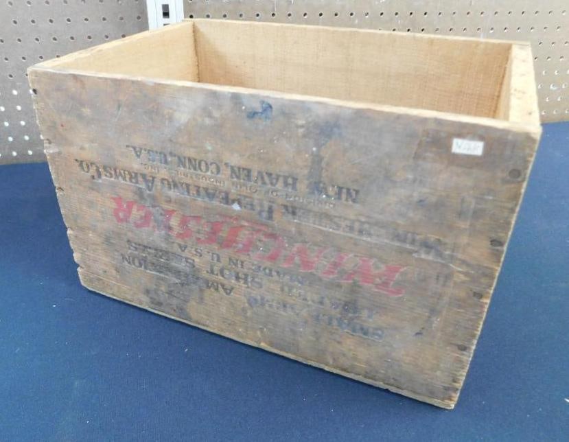 Vintage Winchester Wood Ammo Box - 9" x 14" x 9.5" (1 of 7)