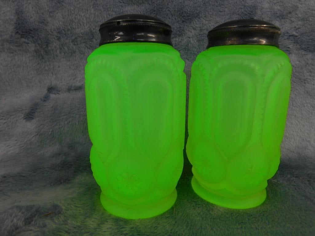 Pair of Vaseline / Uranium Glass Salt And Pepper Shakers - Rare - Stars and Moon - 10