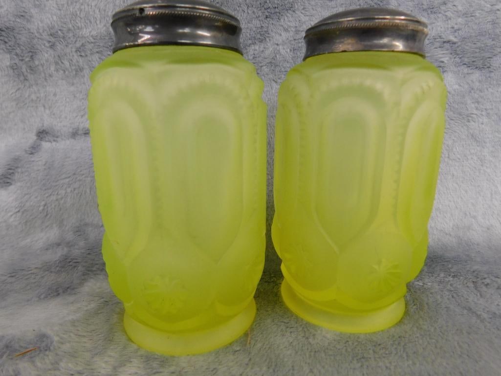 Pair of Vaseline / Uranium Glass Salt And Pepper Shakers - Rare - Stars and Moon - 9
