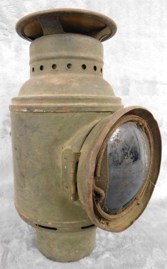 WW1 Dietz Convoy Lantern - 8.5" x 6.5" x 4.5": See Photos For Condition and Details