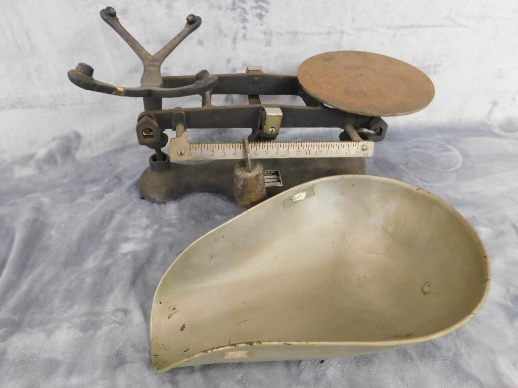 Vintage Fairbanks Morse Scale and Pan - 12" x 18.5" x 14" - 2