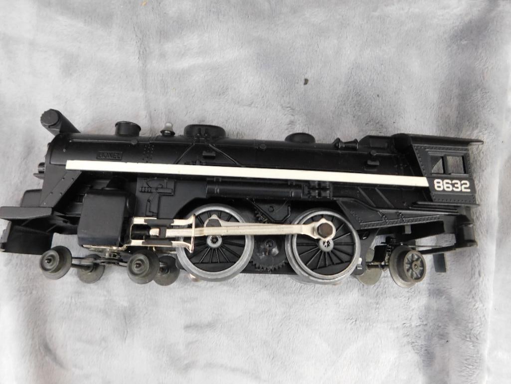 Lionel Trains - "New York Central Flyer - Train - Tracks - Transformer - 027 Gauge - 6