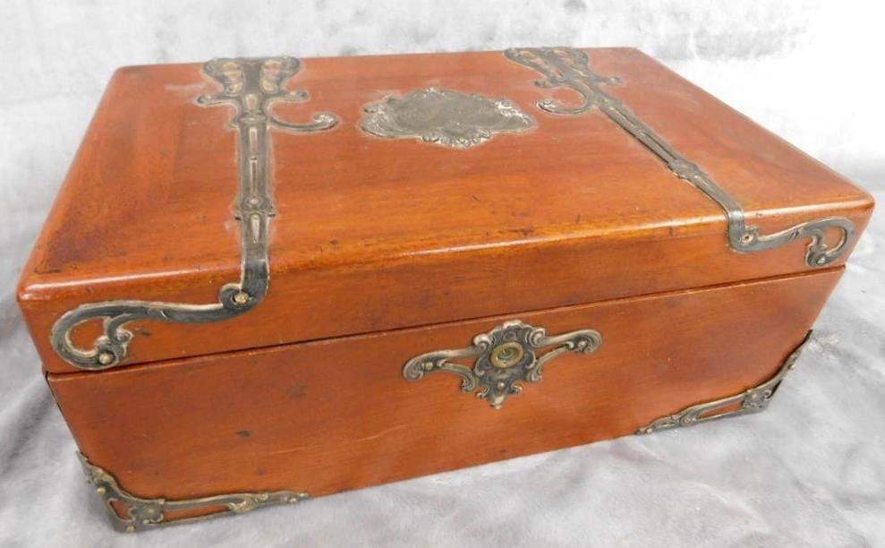Vintage Tea Caddy with Silver Plate Fittings - 5" x 12.5" x 8" (1 of 14)