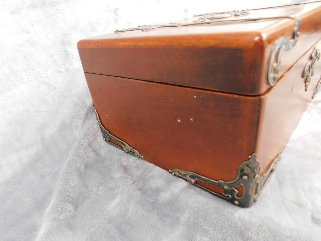 Vintage Tea Caddy with Silver Plate Fittings - 5" x 12.5" x 8" - 4