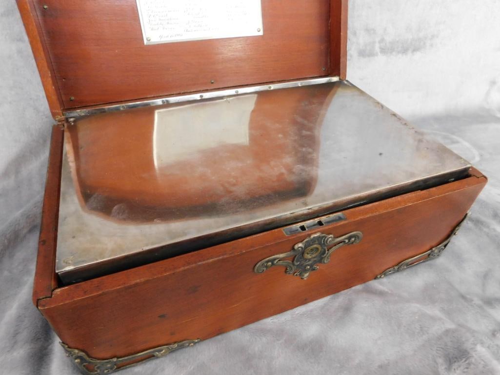 Vintage Tea Caddy with Silver Plate Fittings - 5" x 12.5" x 8" - 8