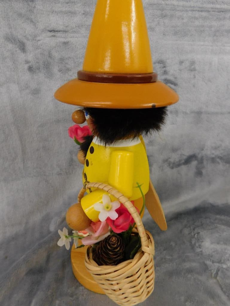 Pair of Steinbach Nutcrackers - Each 12" Tall - 4