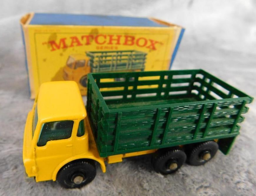 Early Matchbox Die Cast Car - Original Box - #4 Stake Truck (1 of 8)