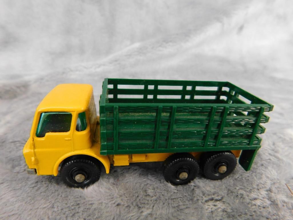 Early Matchbox Die Cast Car - Original Box - #4 Stake Truck - 2