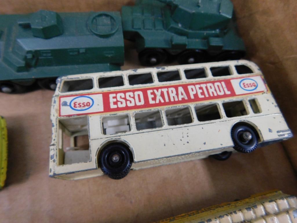 Matchbox Cars - 11 Pieces - 4