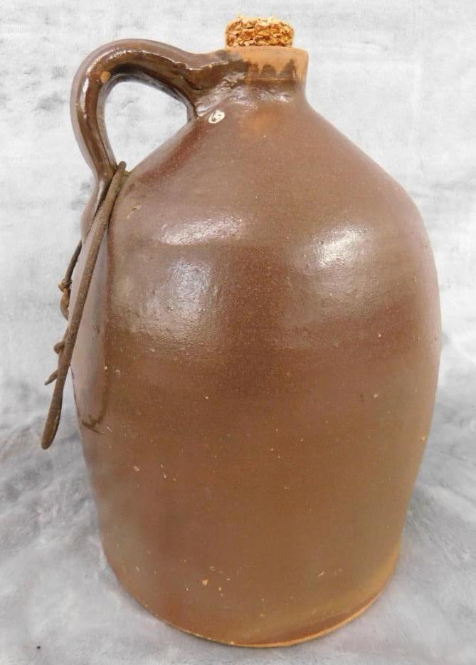 Pottery Jug - 1 Gallon - Unsigned - Chip on Lip - 10.25" x 7" (1 of 7)