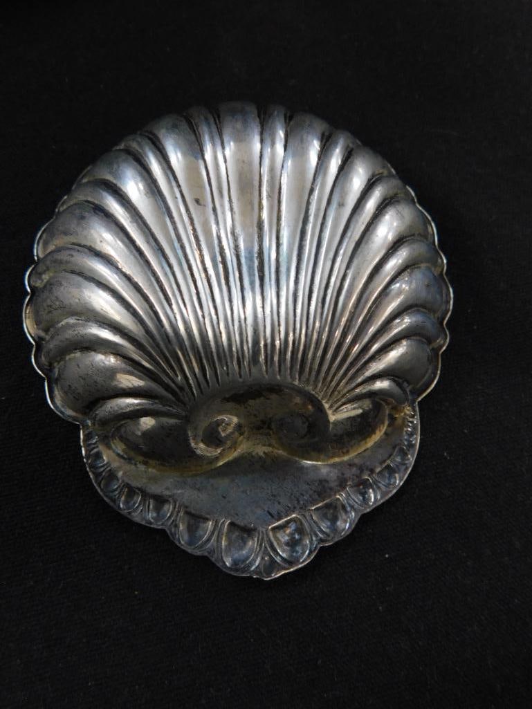 Sterling Silver - 3 Shell Nut / Candy Dishes - 3.5" x 3" - 81 Grams - 3