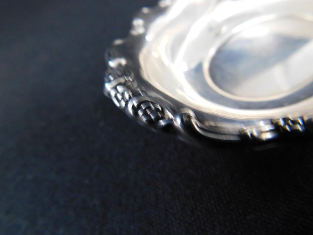 Sterling Silver - Reed and Barton - Tara - 2 Nut / Candy Dishes 3.75" x 2.25" - 34 Grams - 3