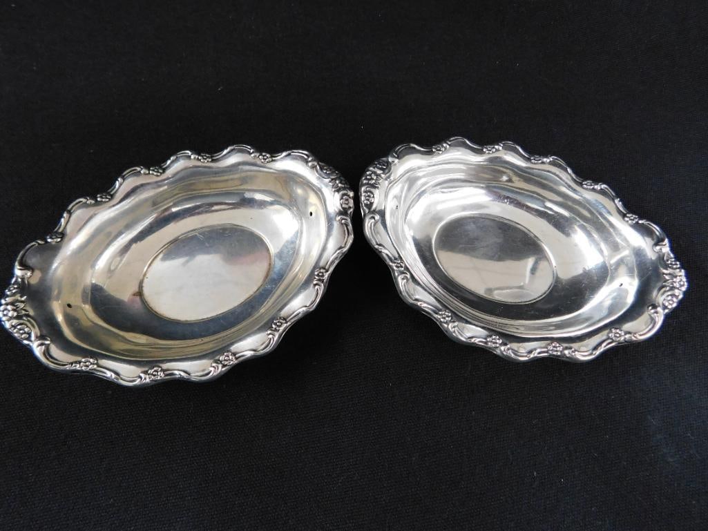 Sterling Silver - Reed and Barton - Tara - 2 Nut / Candy Dishes 3.75" x 2.25" - 34 Grams - 7