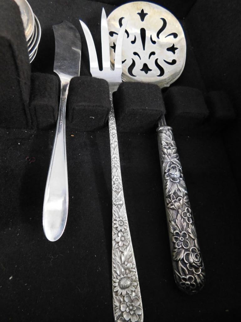 Sterling Silver - Flatware Set - Kirk and Sons - Repousse Floral - 2380 Grams - 15