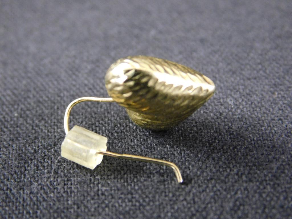 10K Yellow Gold Pierced Heart Earrings - .82 Grams - 4
