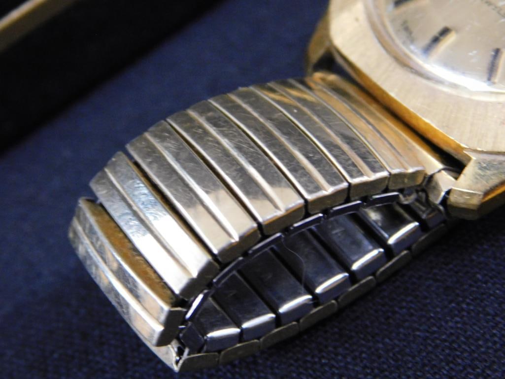 Gruen Wristwatches - 1 Ladies - 1 Mens - 3