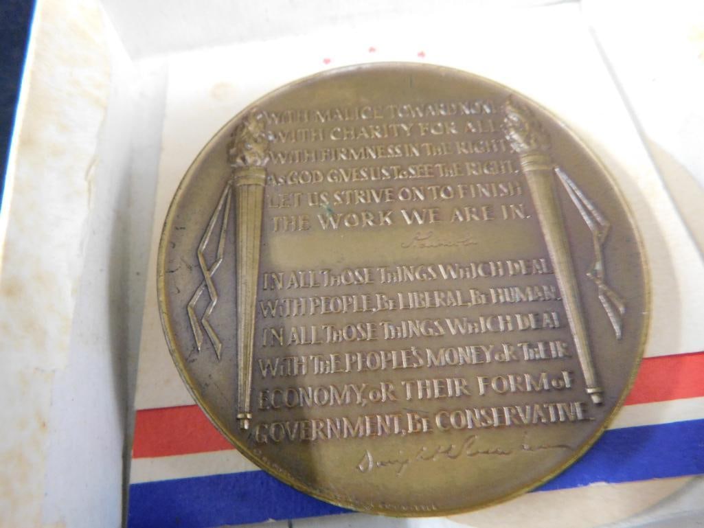 Lincoln/Eisenhower Bronze Medallion - 1976 Medallion - Senators Xmas Card with Lincoln - 3