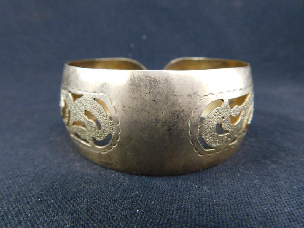 10K Yellow Gold Cuff Bracelet - 22.35 Grams - 5
