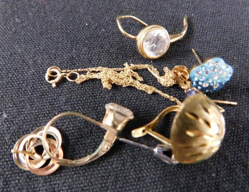 10K Gold - Scrap and Single Earrings - 5.1 Grams TW (1 of 8)