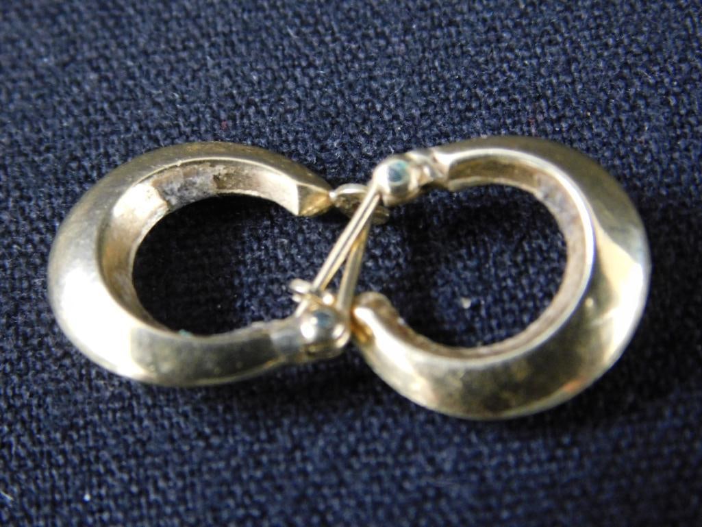14K Yellow Gold Hoop Pierced Earrings - 1.14 Grams - 2