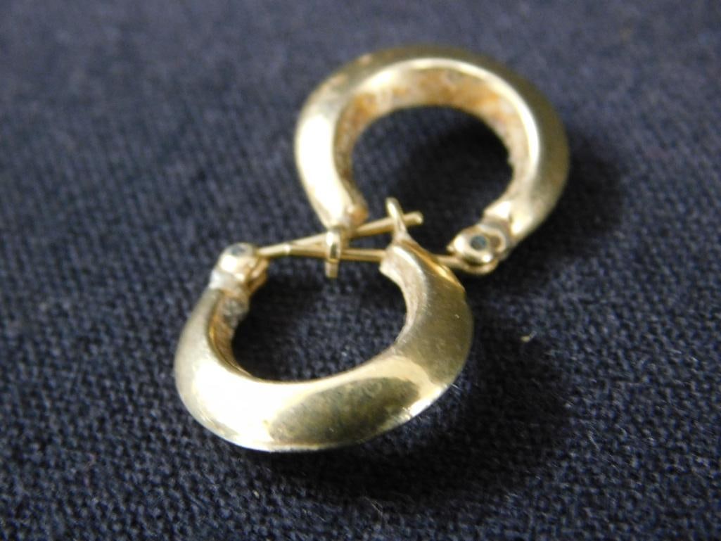 14K Yellow Gold Hoop Pierced Earrings - 1.14 Grams - 3