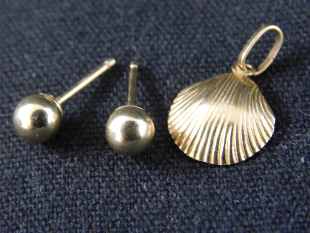 14K Yellow Gold - Pierced Ball Earrings No Earnuts - Shell Charm - .60 Grams - 5