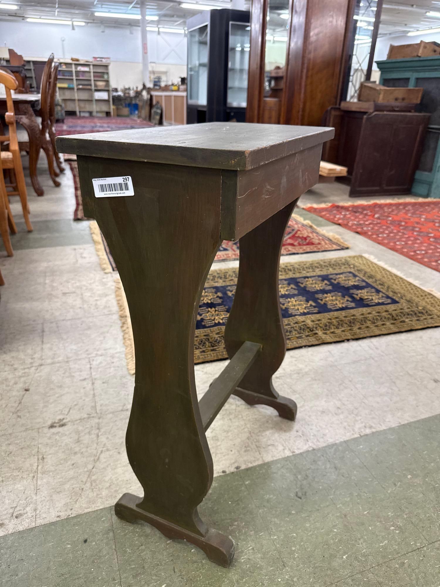 small Pine trestle table - 2