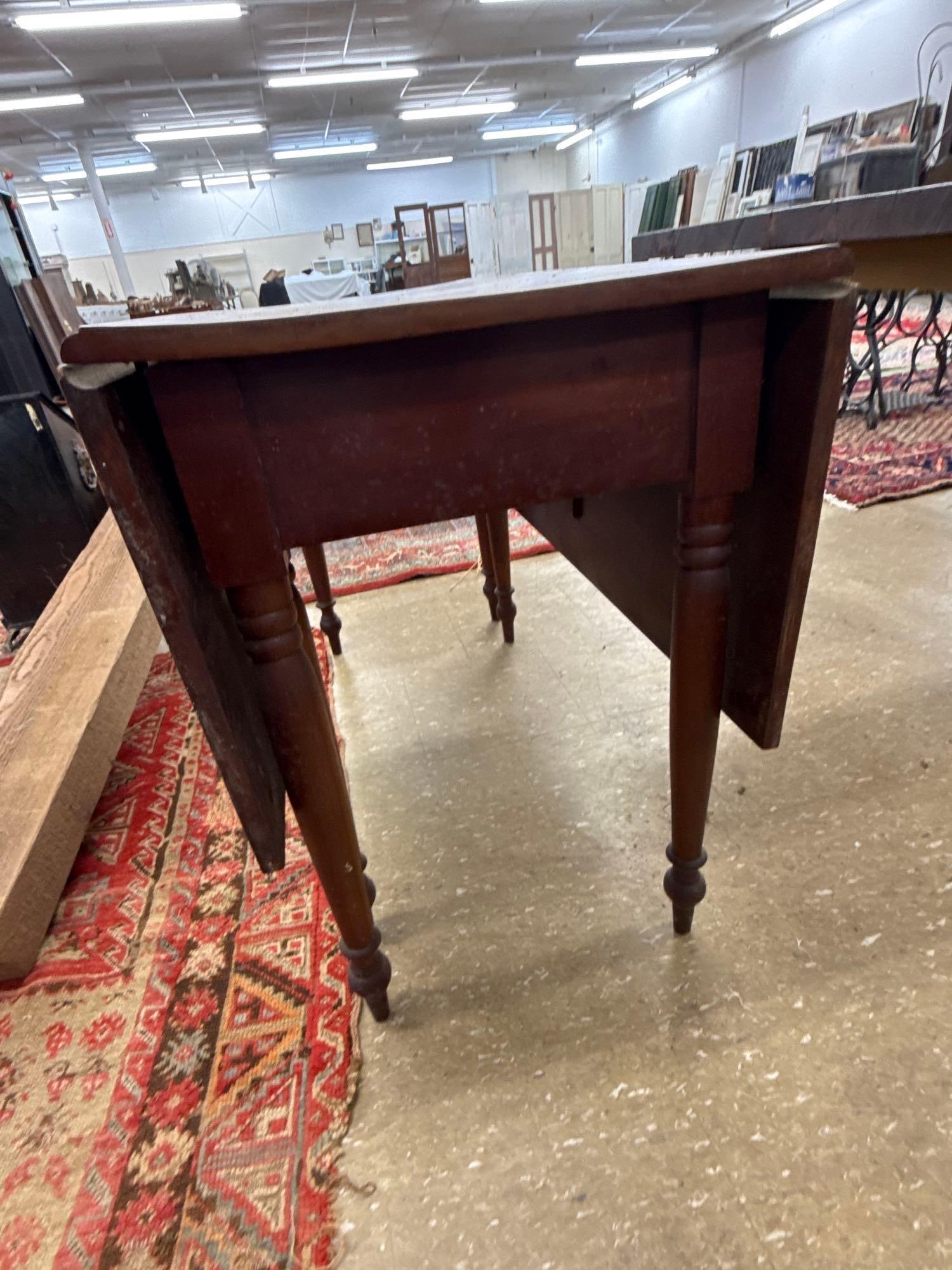 Drop leaf table - 3
