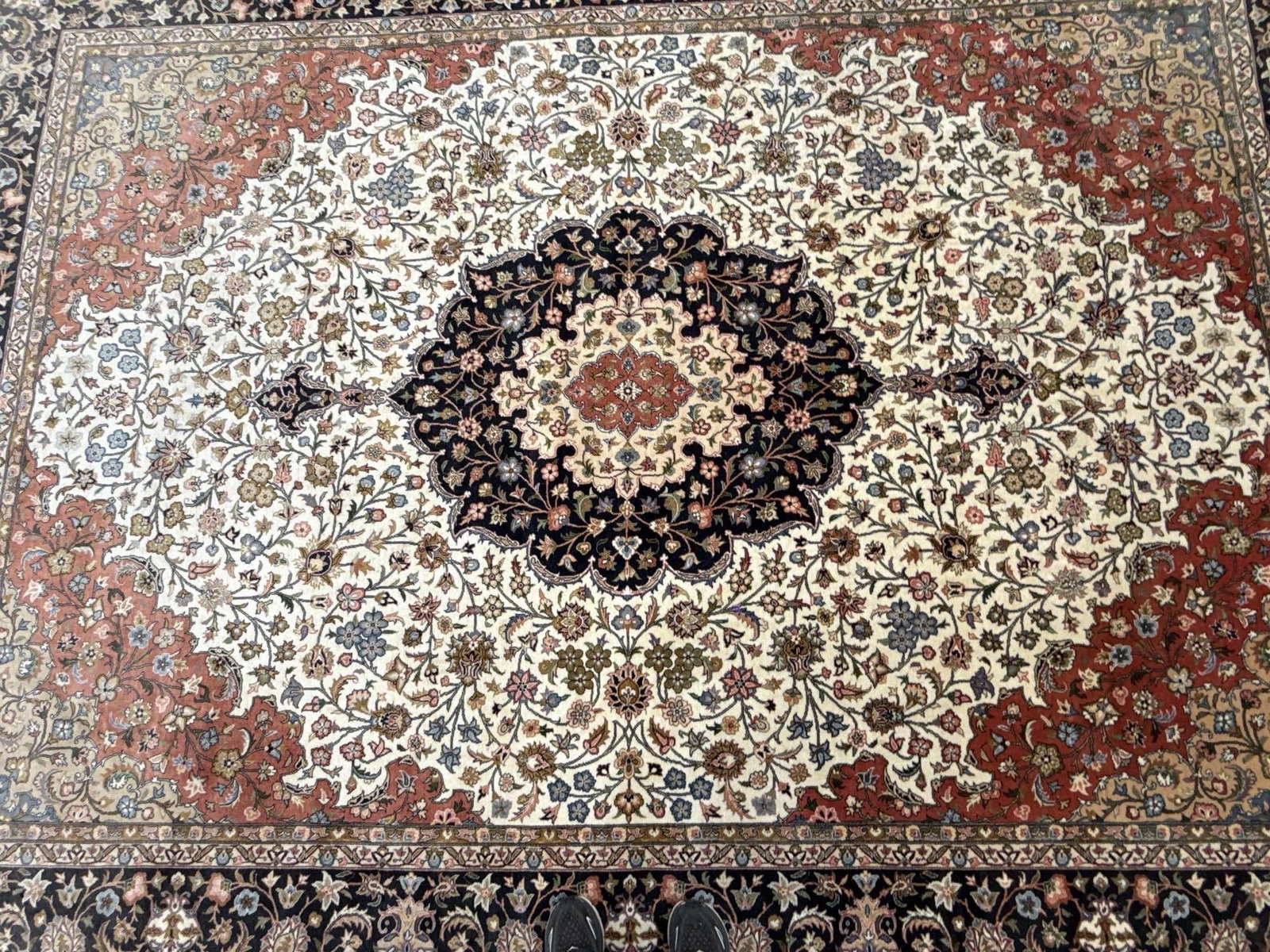 room size rug 6'6" X 9'9" - 3