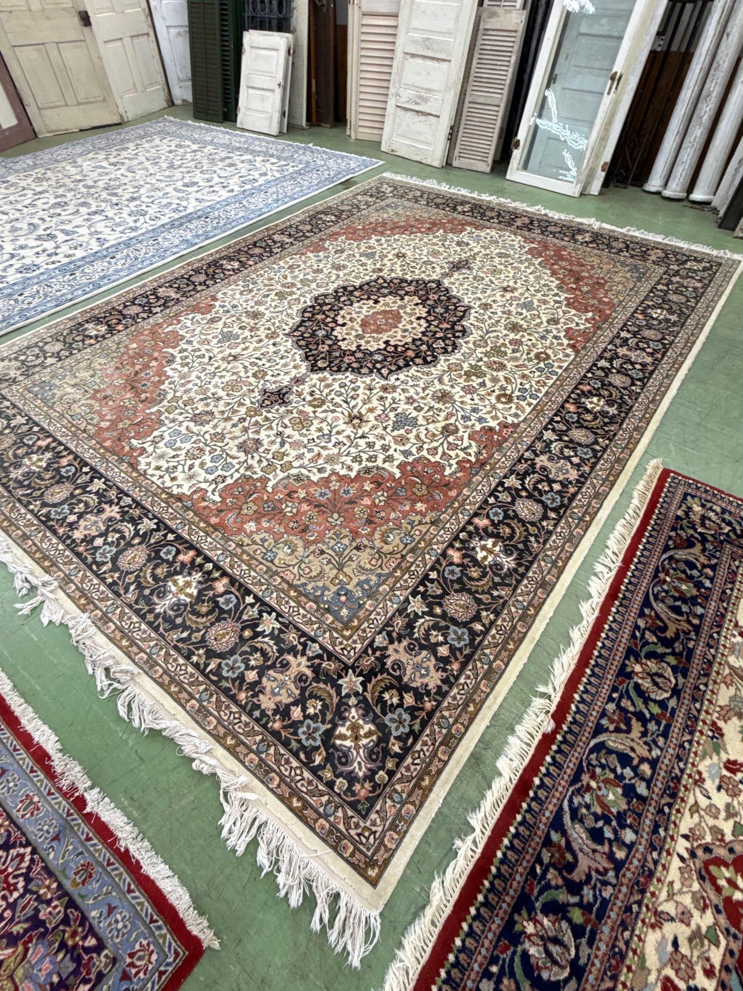 room size rug 6'6" X 9'9" - 7